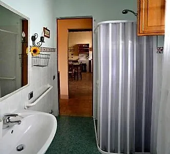 וילה Sleeps 6 Pool Air Con *